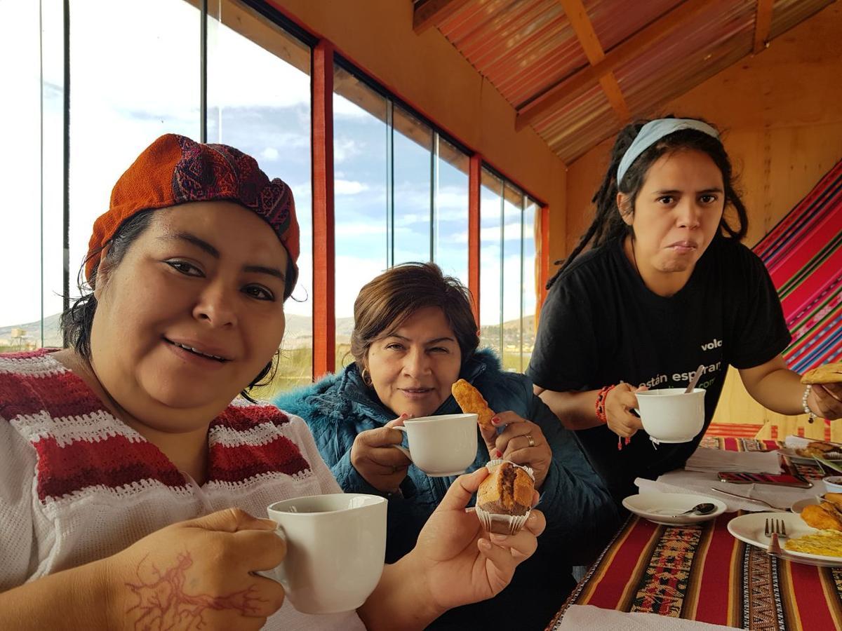 Uros Qhota Uta Lodge Puno Exterior photo